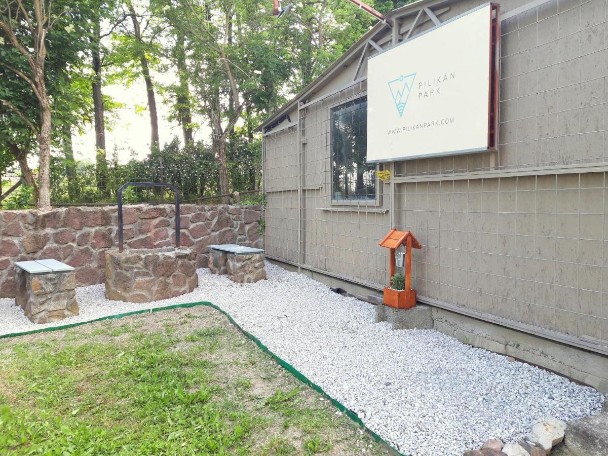 Pilikan Apartments - Park, Agroturism, Vineyard & Farm 체르젝토마 외부 사진